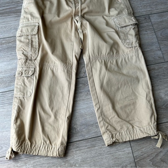 Eddie Bauer Khaki Cargo Capri Pants - Picture 3 of 11